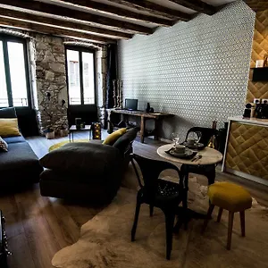 Un Lieu Unique Le Gold Et Le Cocon Appartement